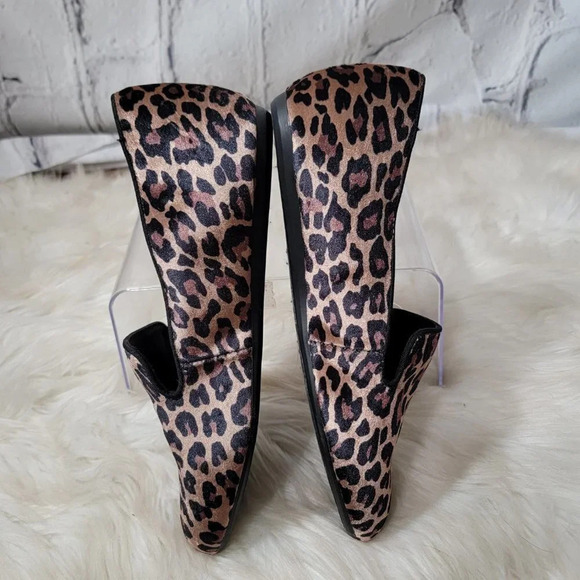 Caslon Scarlet Leopard Print Velveteen Indoor Outdoor Slippers Flats Driving 9.5 - Picture 5 of 10